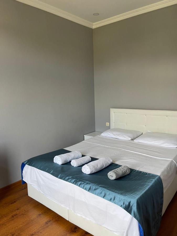Green Yard Hotel Batumi Exterior photo